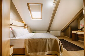 Kavalali Suites