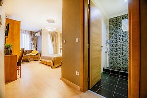 Kavalali Suites