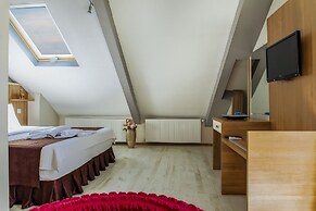 Kavalali Suites