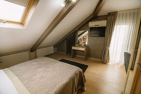 Kavalali Suites