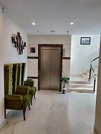 Hotel Maple Grand