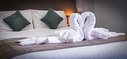 Royal Lion Hotel