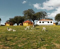 Albergue Turistico Cornalvo - Hostel