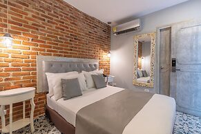 Hotel Boutique Adaz