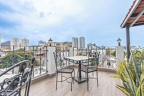 Hotel Boutique Adaz
