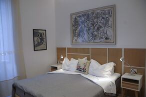 Roma Vespahouse