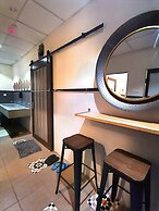Sleepbox Hotel - Hostel