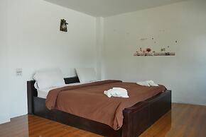 Aiyara Garden Resort