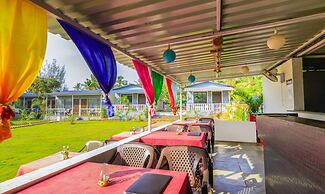 Treebo Lands End Beach Resort Morjim
