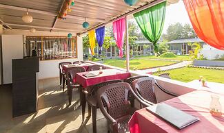 Treebo Lands End Beach Resort Morjim