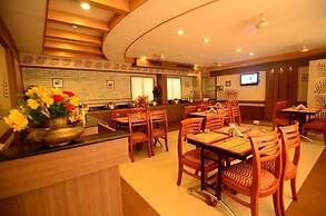 Grand Plaza