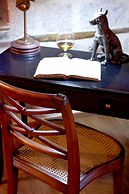 Kokkino Spiti Boutique Hotel