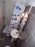 Nikos Apartments