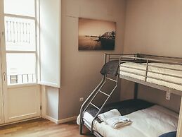 Apodaca Rooms