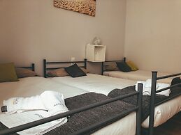 Apodaca Rooms