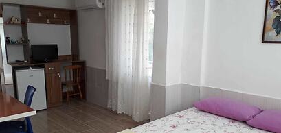 Altinkum Tatil Koyu