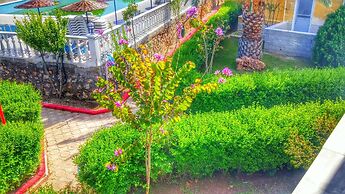 Altinkum Tatil Koyu