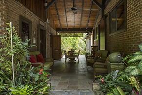 Rainforest Inn