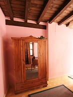 Apartamentos Rurales El Zarzo