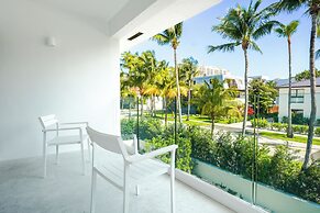 Beach Haus Key Biscayne