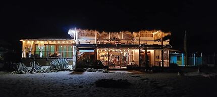 Casa Sirena Surf Lodge