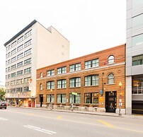 Les Lofts Charest - By Les Lofts Vieux-Quebec
