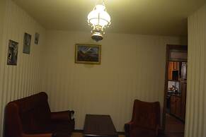Dachi Inn