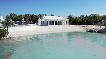 Isla Bella Beach Resort & Spa