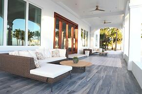 Isla Bella Beach Resort & Spa