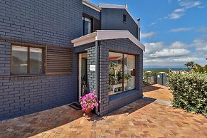 The Whale's Tale Guesthouse