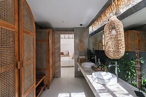Mahi Mahi Villa & Suites
