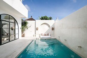 Mahi Mahi Villa & Suites