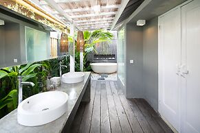 Mahi Mahi Villa & Suites