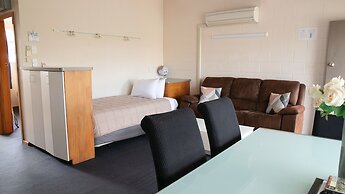 Tuki Tuki Motel