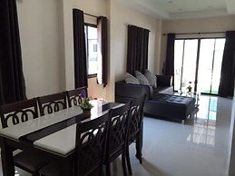 Baan Pleon View by Ratcharin
