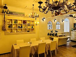Auberge Bonne Chere Raout