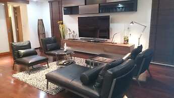 Pranaluxe Pool Villa Holiday Home