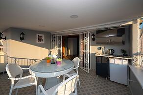 Butterfly Suites