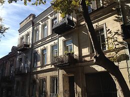 Rogas Home