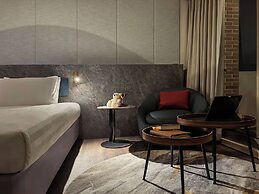 Metro Hotel - Howard Group