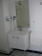 Hotel Continental - Contact Hotel