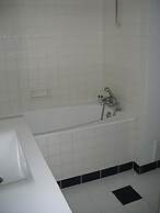 Hotel Continental - Contact Hotel
