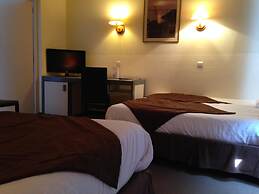 Hotel Continental - Contact Hotel