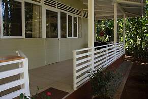 Jaguar Inn Bungalows