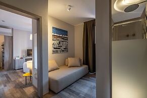 Marina Garden Hotel