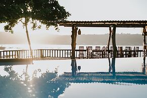 Dini DNusa Lembongan