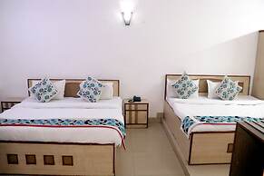 Hotel Riya Palace - Idgah Railway Station Agra