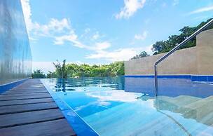 Cuna Hotel