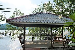 Ko Nokyai Resort