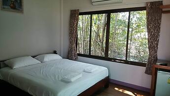Ko Nokyai Resort